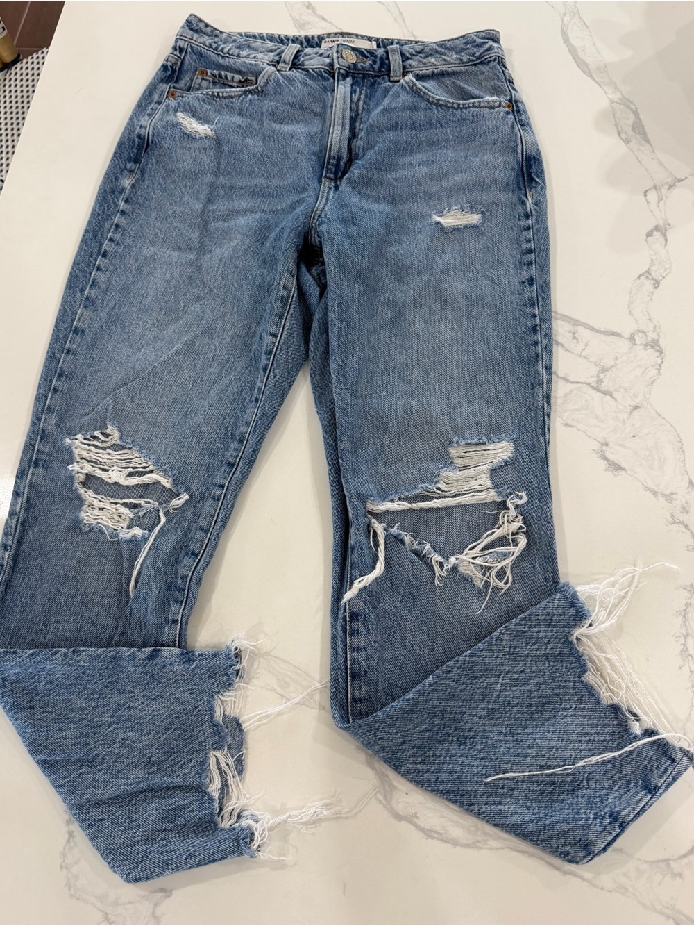 GARAGE High Rise Distressed Mom Jeans Blue Denim Frayed Raw Hem Size 7 / 28